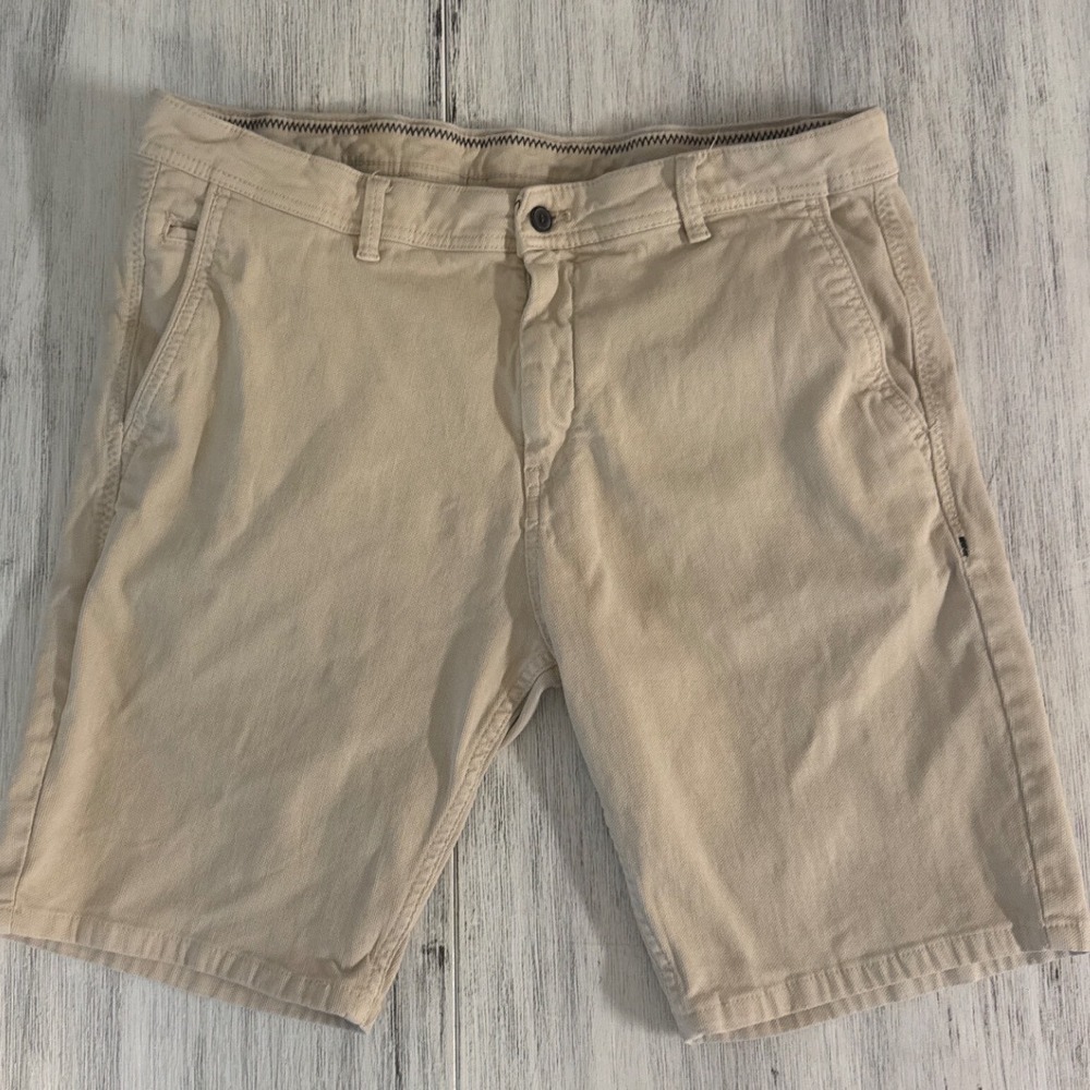 Zara Man Tan Beige Textured Chino Shorts Mens Size 36 USA Cotton Flat Front